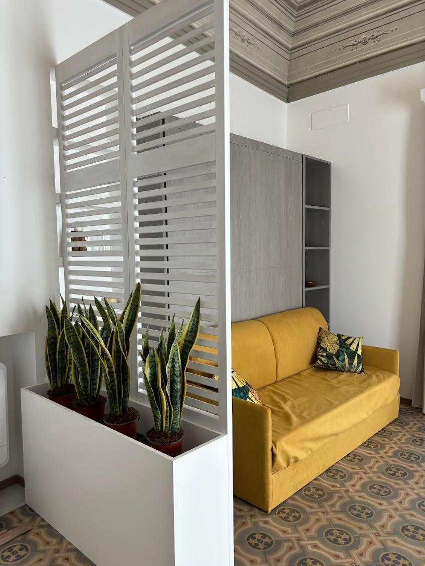 Villa Di Giorgi Apartments Center 切法卢 外观 照片