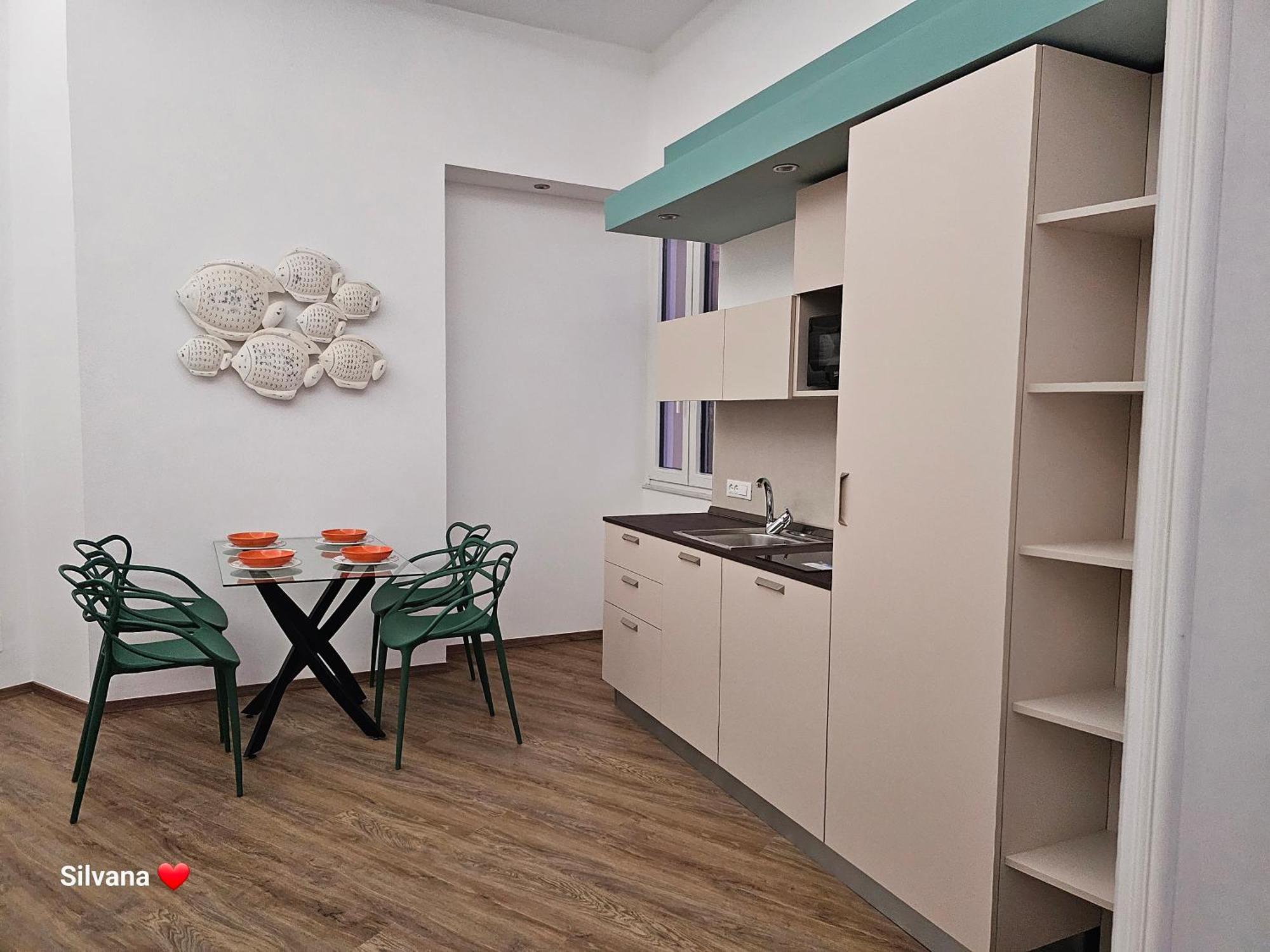 Villa Di Giorgi Apartments Center 切法卢 外观 照片