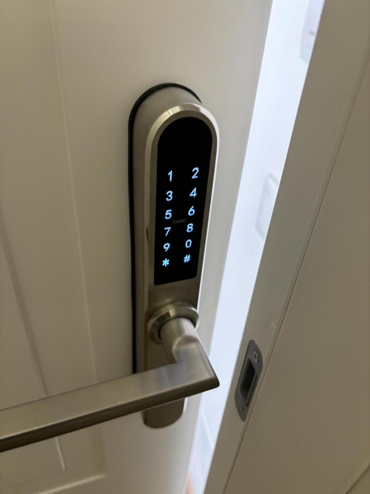 Villa Di Giorgi Apartments Center 切法卢 外观 照片